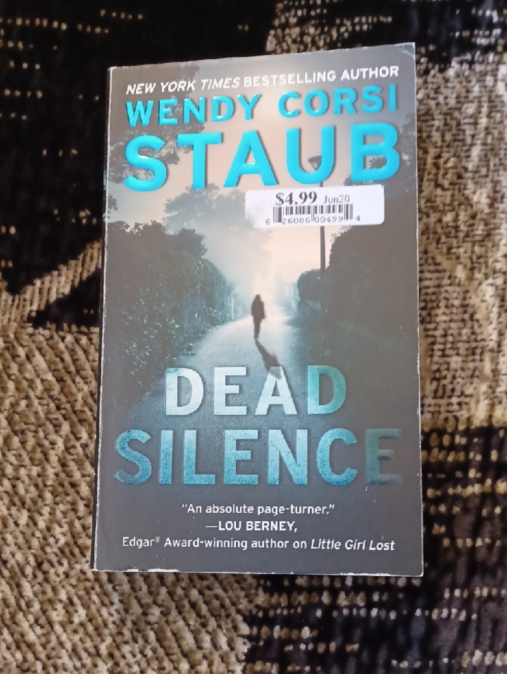 $4 Add-on Wendy Corsi Staub "Dead Silence" - Paperback Psychological Suspence